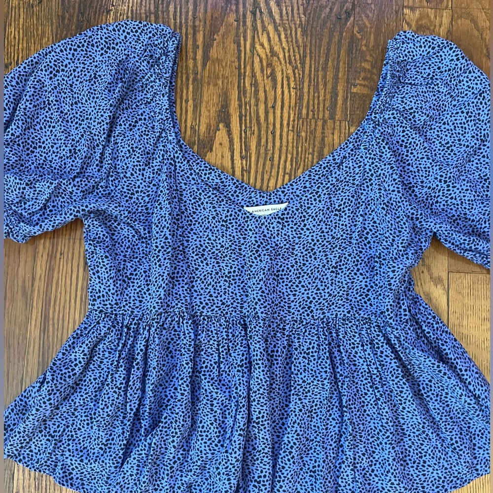 American Eagle Periwinkle Blouse - Picture 2 of 3